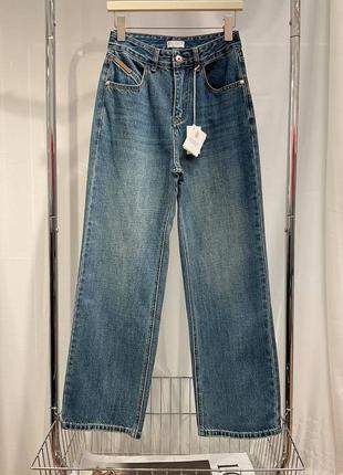 Джинсы