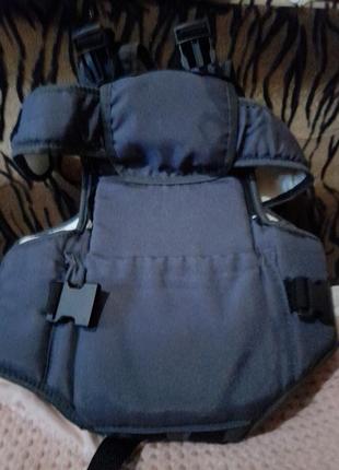 "кенгуру" - переноска для ребенка. состояние новой.