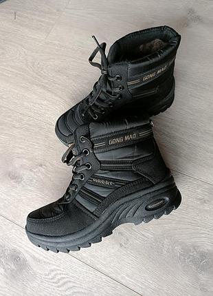 Зимние, черные ботинки на девочку