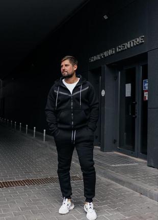 Мужской костюм