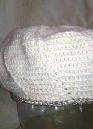 Женский вязаный берет