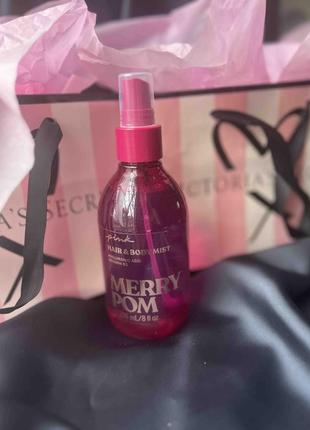 Оригинальный victoria’s secret pink merry pom hair &amp; body mist spray с пакетом