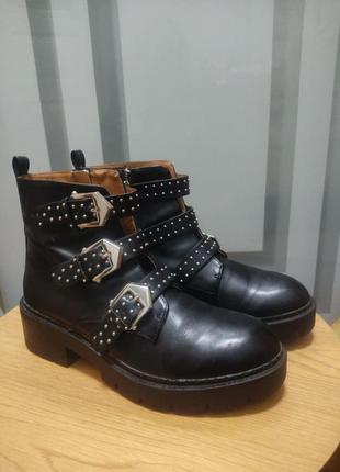 Ботинки демисезонные reserved