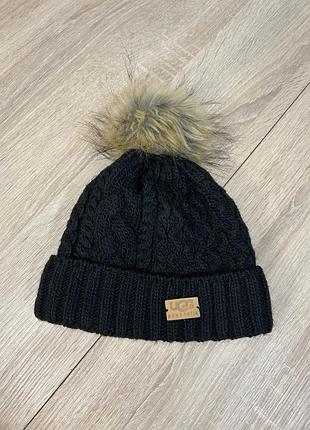 Шапка женская черная, жіноча шапка з баламбоном , тепла