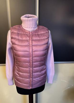 Ультралегкий жилет uniqlo