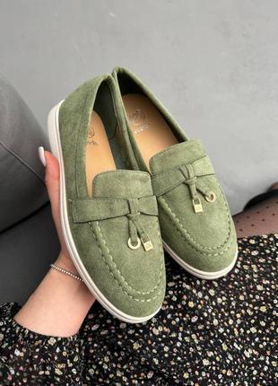 Стильные оливковые лоферы из эко замши 😍