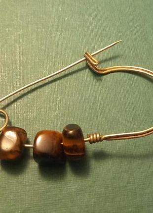 Винтажная брошь-пилька с натуральными камушками. англия.