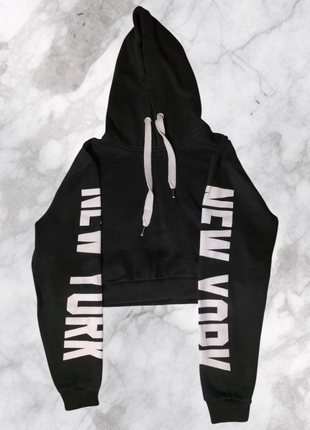 Худи укороченное с капюшоном