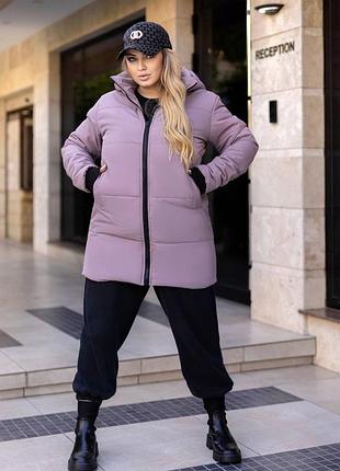 Куртка стьогана з капюшоном.