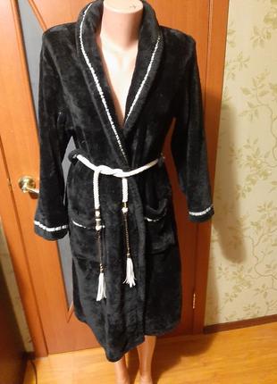 Продам жіночий халат.