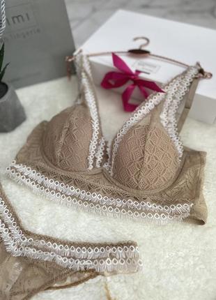 Красивый нюдовый комплект intimissimi из коллекции nomadic fringes🍂