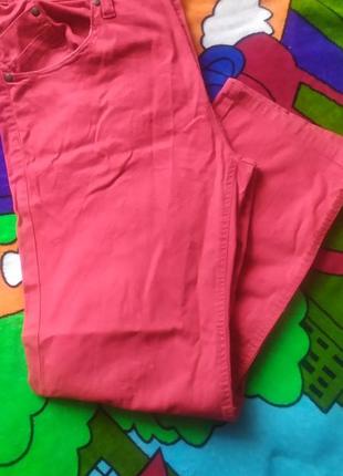 Джинсы прямые