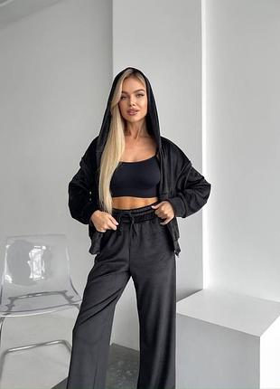 Теплый велюровый костюм на меху зоп кофта худи на молнии и широкие брюки