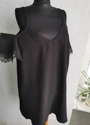 Сукня жіноча з красивими рукавичками