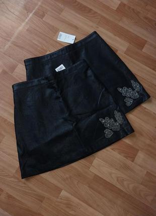 Шикарная юбка из экокожи ostin, размер l, xl