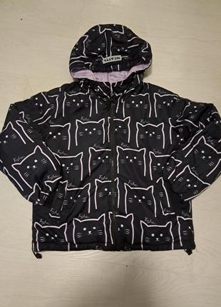 Двостороння весняно-осіння курточка фіолетово-чорна з котиками для дівчинки 12-13 років, зріст 152-158 см.