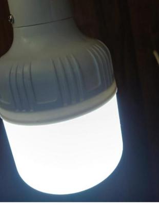 Светодиодные фонарик заряжатся от сети