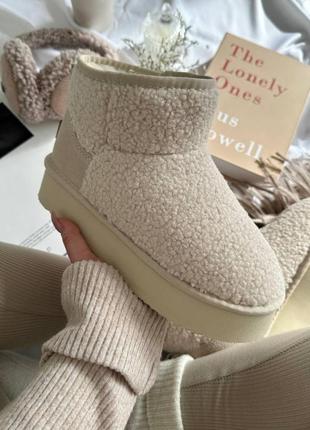 Жіночі уггі Bottes Ugg® Biltmore Mid Noir teddy beige v / smb7 фото
