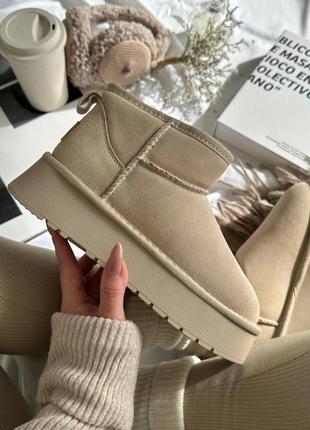 Жіночі уггі ugg ultra mini platform beige v4 v / smb
