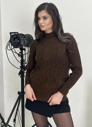 Светр жіночий в'язаний із візерунком, шоколадний