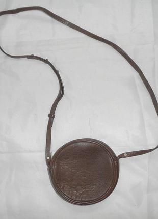 Сумочка кожаная круглая коричневая