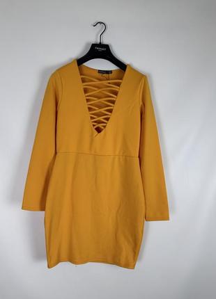 Горчичное платье со шнуровкой boohoo uk 12