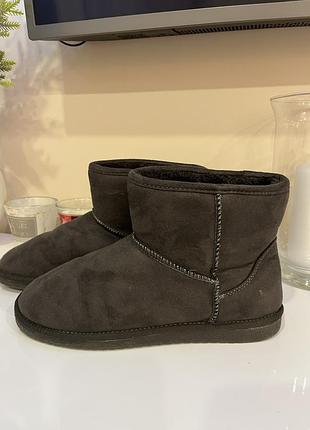 Класні уггі фірми graceland (germany) 40/26,5