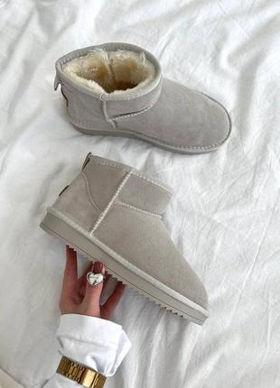 Уги угі угги уггі Женские зимние угги sport ugg light grey metallic suede наложка milk