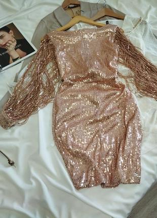 Роскошное платье с пайетками cbr