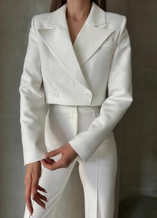Брючный костюм пиджак и брюки клеш8 фото