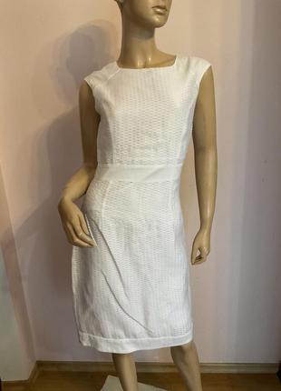 Белое качественное коктейльное платье/ xs/ brend zero