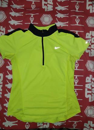 Футболка спортивна nike dri fit