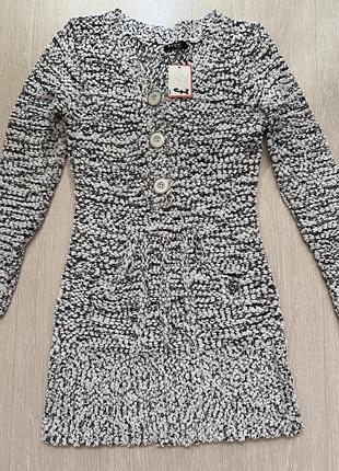 Платье в наличии.