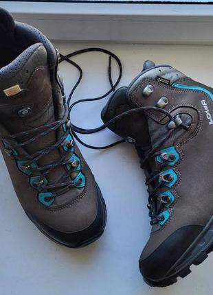 Кожаные туристические зимние ботинки 
на мембране gore tex 
lowa mauria
