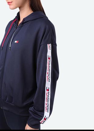 Зипка Tommy 2