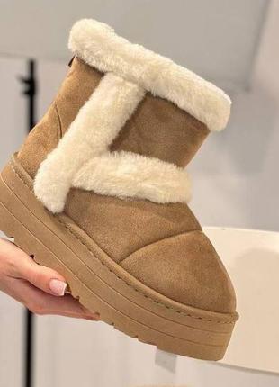 Уггі жіночі зимові замшеві