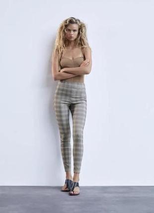Стретчевые брюки леггинсы zara в клетку