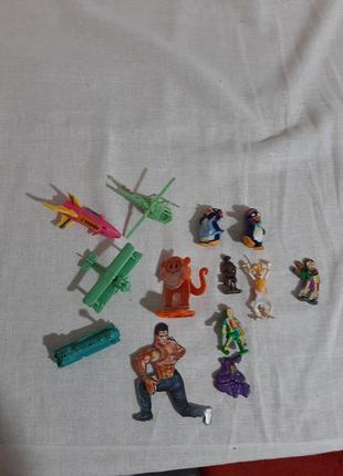 Игрушки киндер. цена за все!!!