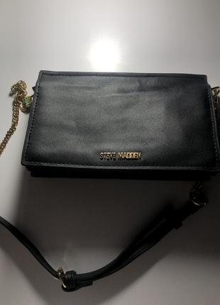Чорна міні сумка steve madden з золотим ланцюжком
