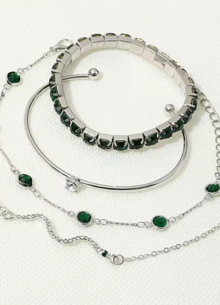Цена из 4-х пар браслетов зеленые камешки2 фото