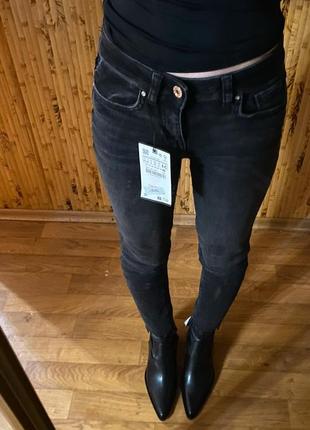 Джинси zara 34 р