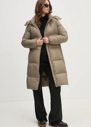 Пуховик пальто