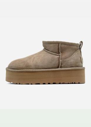 Женские зимние ugg mini platform beige khaki угги угги утепленные мехом / угг натуральные овчина / угги утепленное мех с мехом натуральное