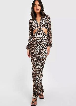 Платье boohoo лео