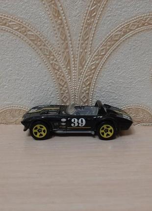 Металлическая машинка hot wheels 6