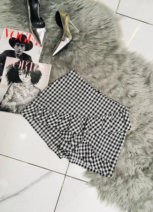Шорты в клетку имитация юбки missguided m