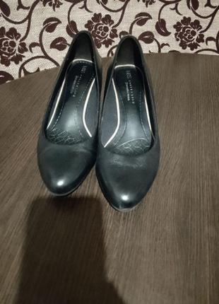 Кожаные туфли от marks & spencer