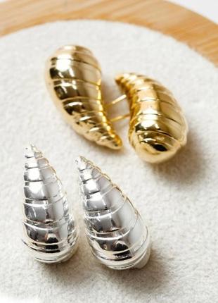 Женские серьги капли в серебре и золотые