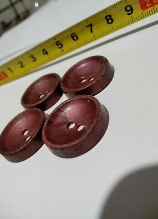 4 большие пуговицы. винтаж.