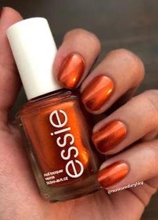 Розкішний вогняно рудий помаранчевий металлік лак для нігтів від essie 582 say it ain’t soho